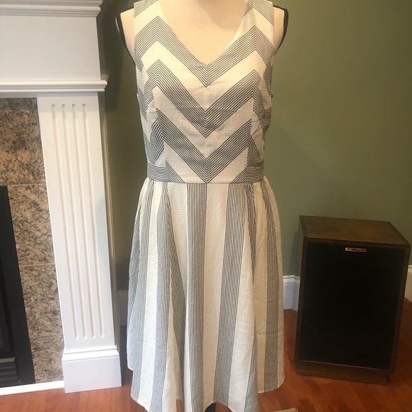 Maurices Dresses & Skirts - Maurices NWT lovely dress, 9/10